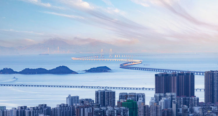 750-2023-摄图网_502366656_banner_珠海港珠澳大桥风光（企业商用）副本