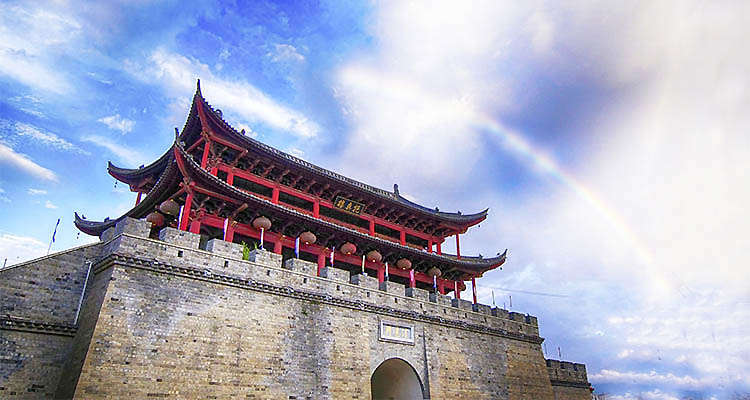 750X400-2024-摄图网_500762906_建水古城朝阳楼城门(企业商用)
